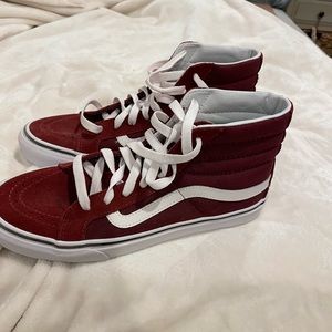 VANS HIGH TOP MAROON SNEAKERS!!❤️